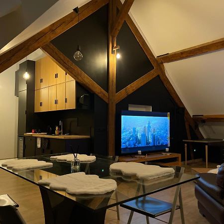 Loft Sous Combles Daire Aubergenville Dış mekan fotoğraf