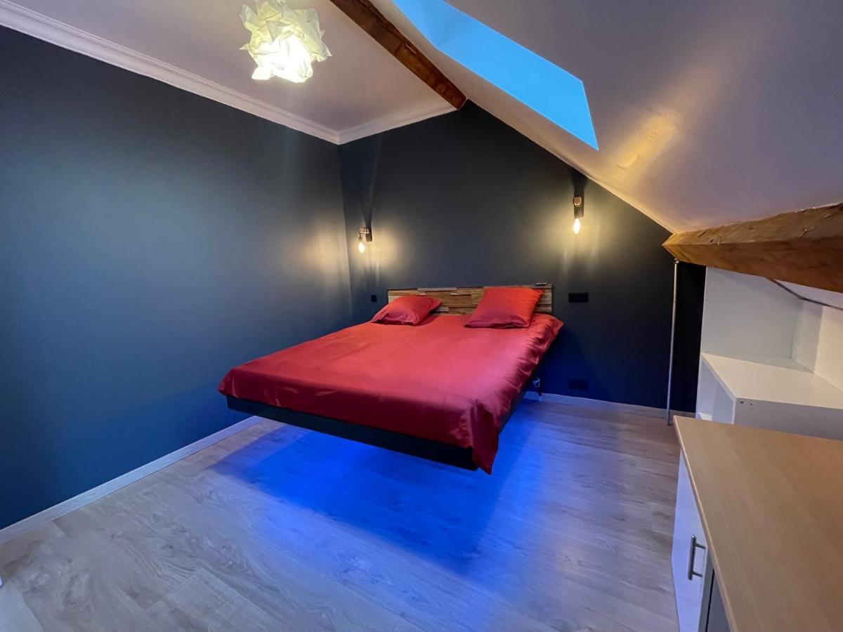 Loft Sous Combles Daire Aubergenville Dış mekan fotoğraf