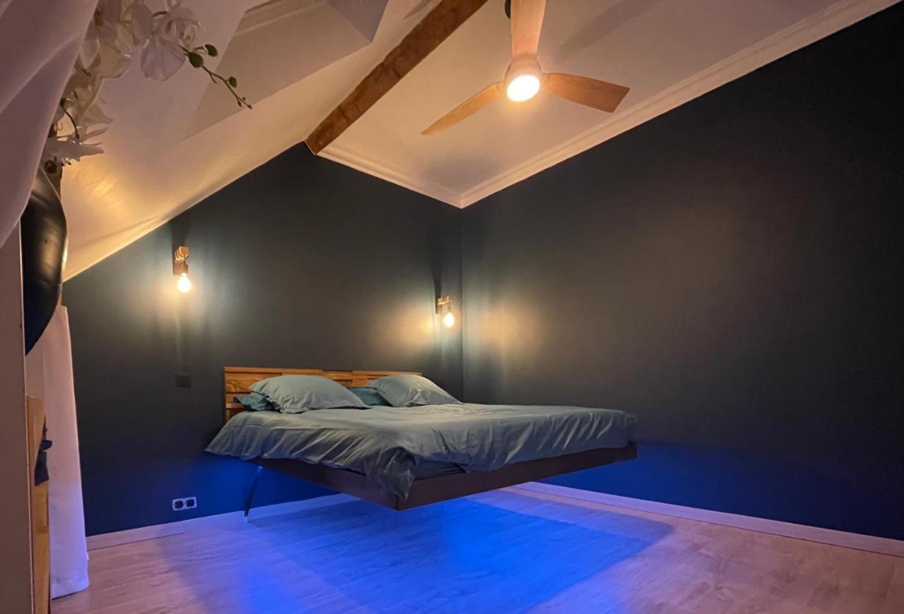 Loft Sous Combles Daire Aubergenville Dış mekan fotoğraf